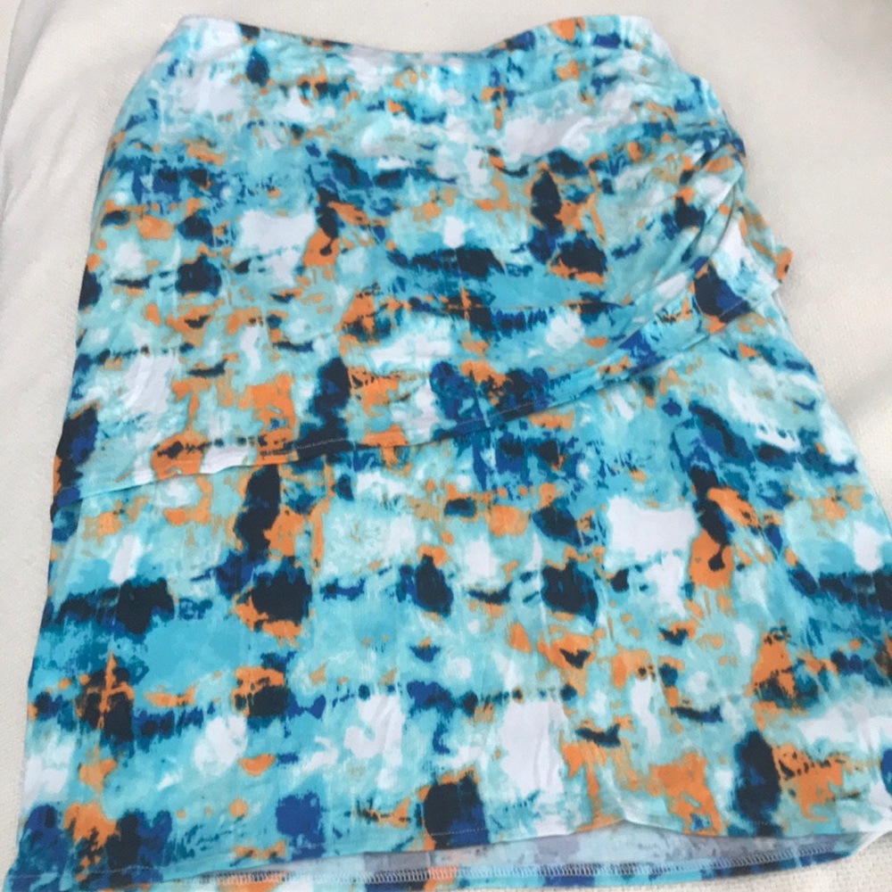 New. Lysse’ Fit skirt.  Ready for spring & summer!